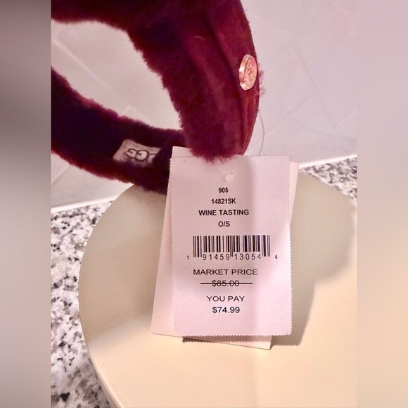 NWT Burgundy Red UGG Earmuffs-Wine Tasting - Picture 3 of 6
